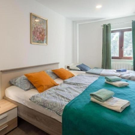 Alex Deluxe Apartments On Beach Poreč Dış mekan fotoğraf