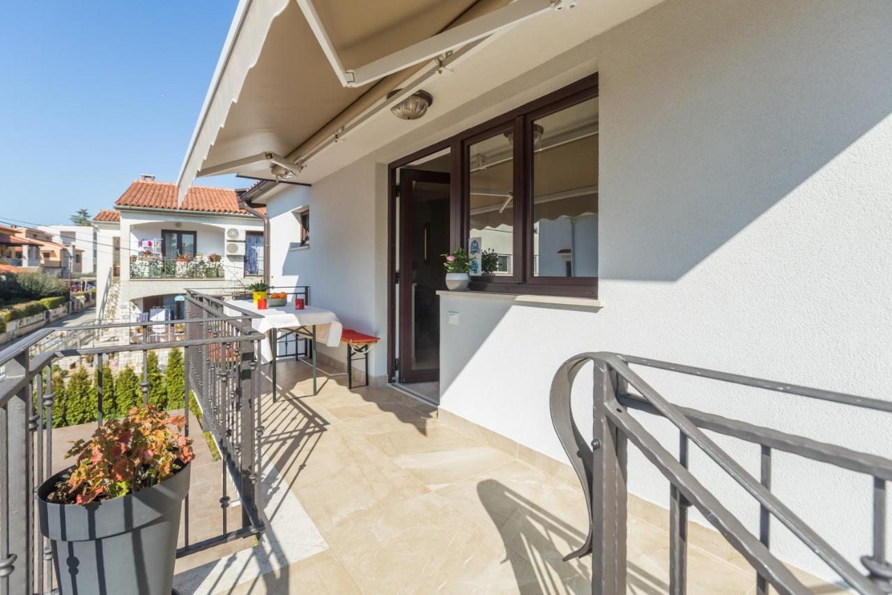 Alex Deluxe Apartments On Beach Poreč Dış mekan fotoğraf