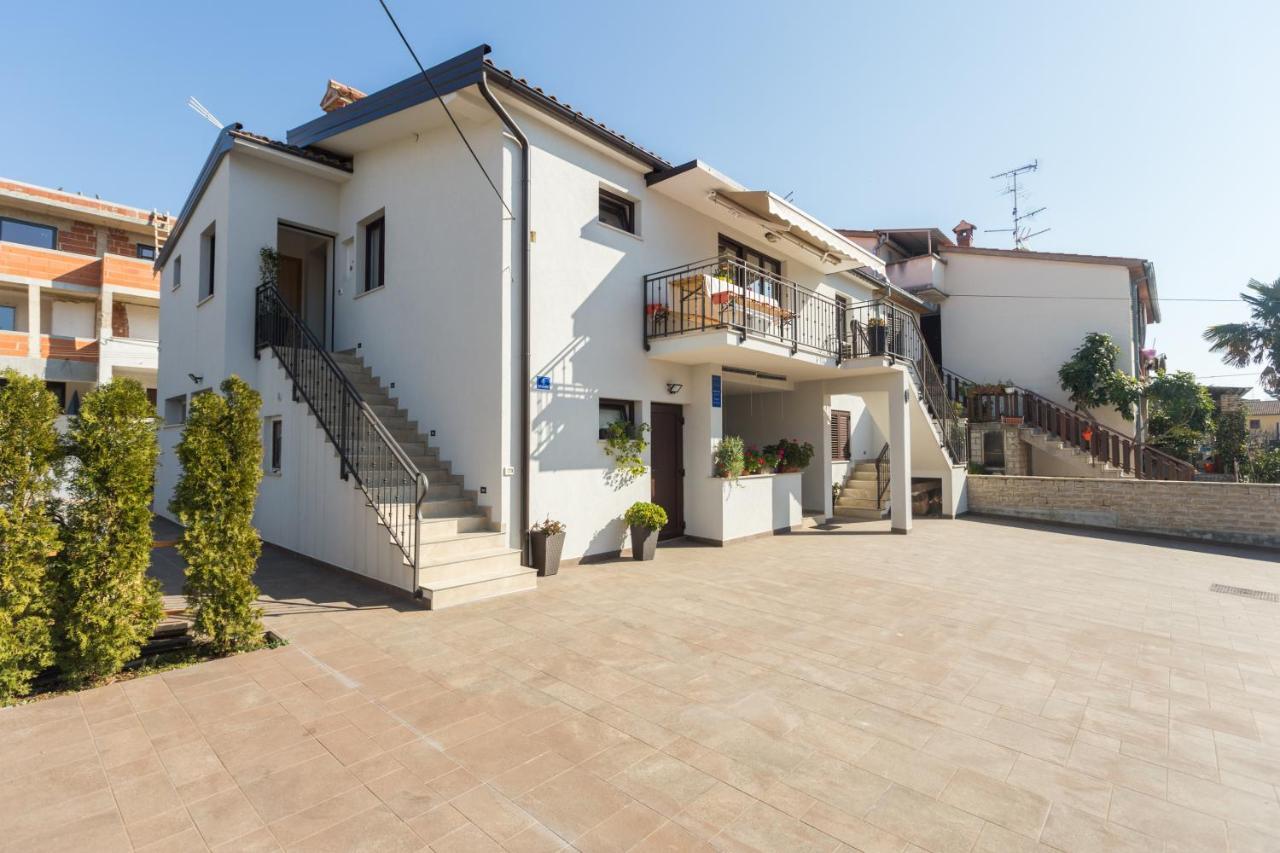 Alex Deluxe Apartments On Beach Poreč Dış mekan fotoğraf